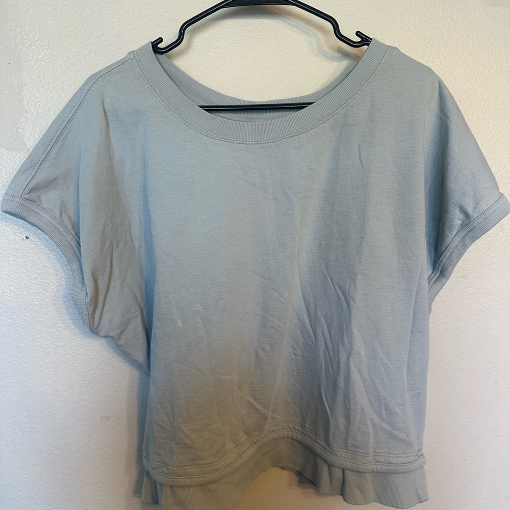 Athleta Light Blue Cropped Crewneck Tee